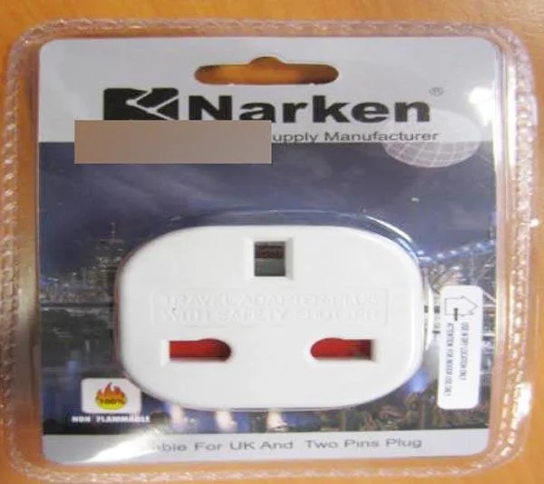 Adattatore della spina di viaggio «Adaptador Europeo» (Narken)