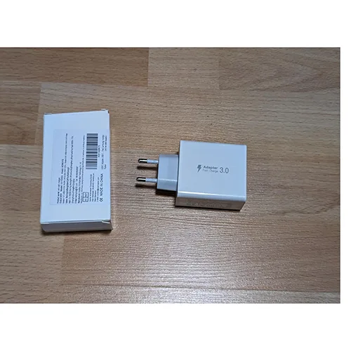 Caricabatterie USB «Adapter Fast Charge 3.0» — foto 2 dell'alert SR/03150/25