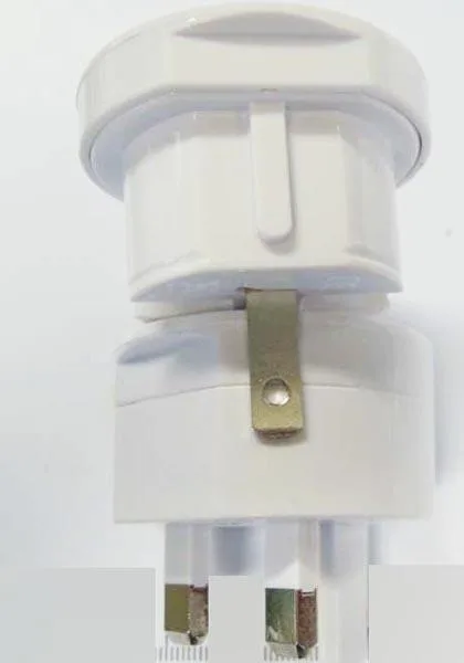 Adattatore della spina di viaggio «Adaptor» (Newtop)