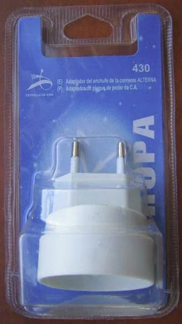 Adattatore – Adaptador del enchufe de la corriente ALTERNA (Europa)