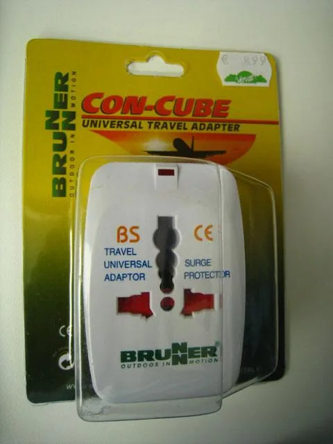 Adattatore da viaggio – Con-cube universale adattatore da viaggio — foto 3 dell'alert 1144/09