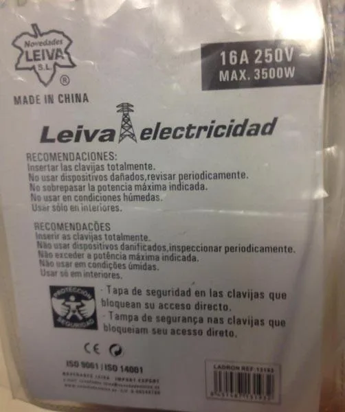 Adattatore della spina (Leiva)