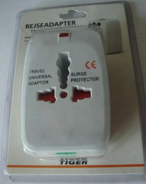 Adattatore di viaggio "Rejseadapter" & #13; & #13; — foto 1 dell'alert 0514/11