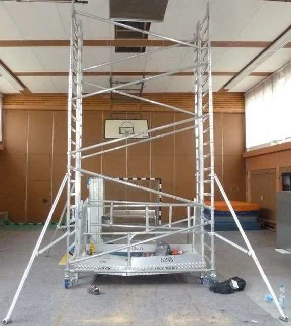 Impalcatura mobile con piattaforma di lavoro mobile «Alulift» — foto 1 dell'alert A11/0115/14