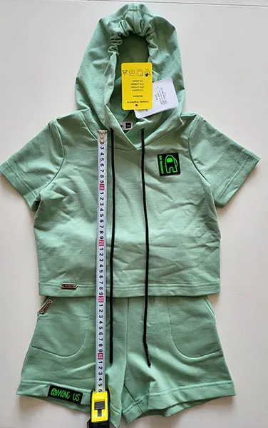 Set di abbigliamento per bambini «Among us» — foto 2 dell'alert A12/00906/22
