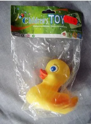 Anatra giocattolo in gomma morbida per spremere (Children's toy.)