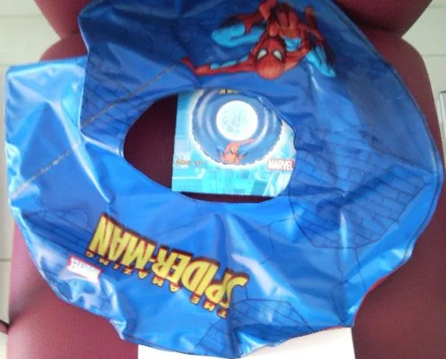 Anello di nuoto – L'incredibile anello di nuoto Spider-Man 20" (Marvel)
