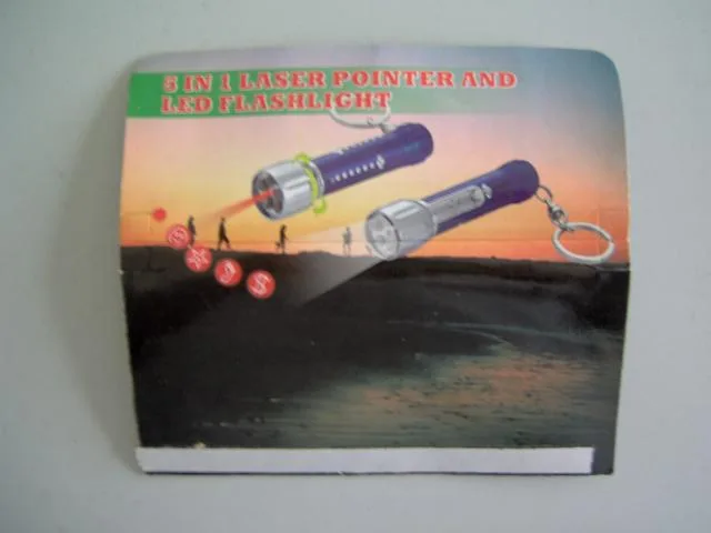 Anello puntatore laser "5 in 1 puntatore laser e led f (IK)