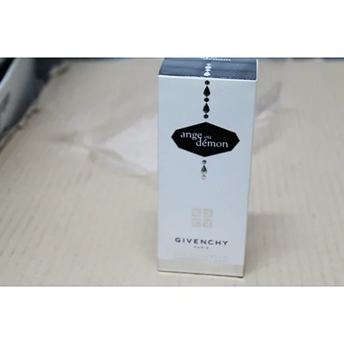 Profumo «Ange ou Demon» — foto 3 dell'alert A12/03272/24