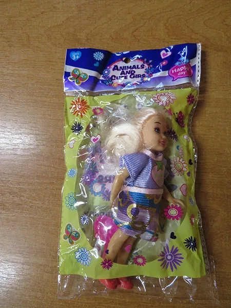 Bambola di plastica «Animals and Cute Girls» (Midex)