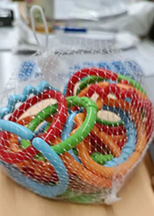 Giocattolo di anelli di plastica «Anneaux chainon» — foto 3 dell'alert A12/02419/23