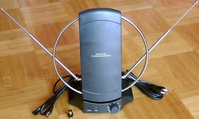 Antenna interna amplificata – Antenna TV Indoor — foto 1 dell'alert 1344/10