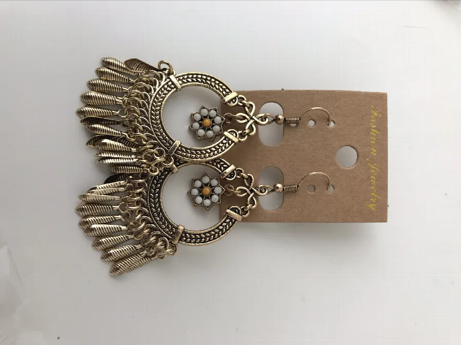 Orecchini «Antique Fashion Tribal Ethnic Ethnic Indian Jewelry Women Drop Tassle Earrings» (Fashion Jewelry)