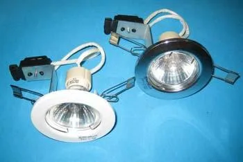 Apparecchi da incasso con lampada alogena — foto 3 dell'alert 0103/08