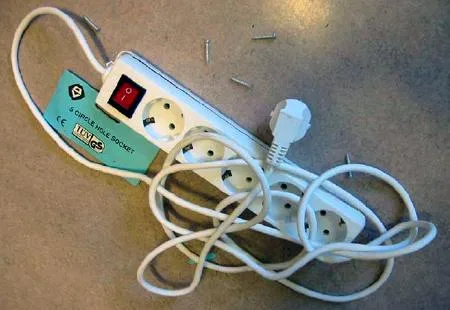 Apparecchi e dispositivi elettrici — foto 1 dell'alert 0125/05