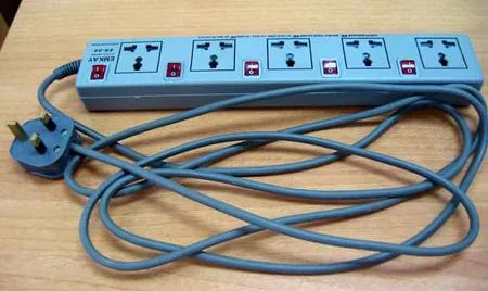 Apparecchi e dispositivi elettrici — foto 2 dell'alert 0228/05