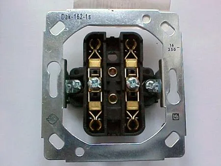 Apparecchi e dispositivi elettrici — foto 1 dell'alert 0378/05