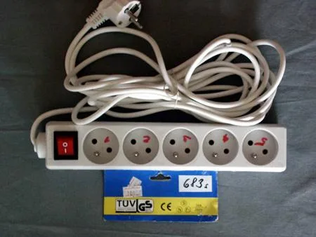 Apparecchi e dispositivi elettrici — foto 1 dell'alert 0470/05