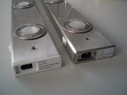 Apparecchi per l'illuminazione sottocoppa "Paneel": 1. 2x20 W e 2. 3x20 W — foto 1 dell'alert 0115/07