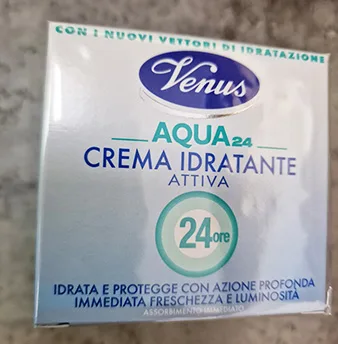 Crema idratante «Aqua24 - Crema idratante attiva» (Venus)
