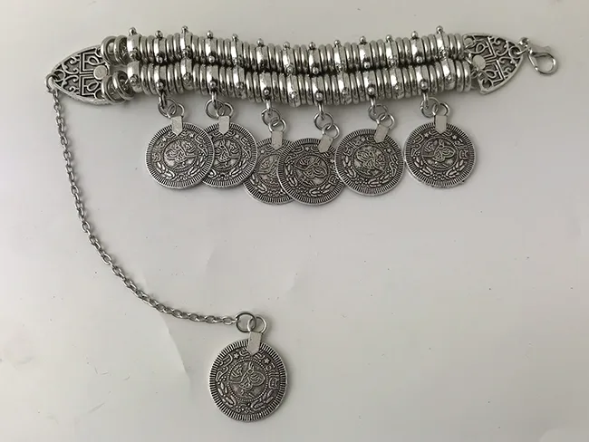 Bracciale «Armband med ringar» — foto 1 dell'alert A12/01546/20
