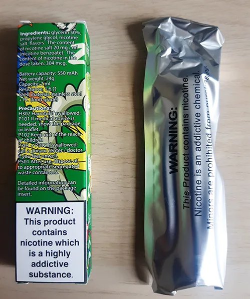 Sigaretta elettronica usa e getta «Aroma King 700+puff 20 mg salt nicotine» — foto 2 dell'alert A12/00602/22