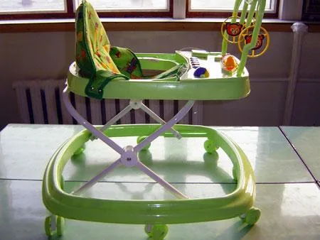 Articoli di puericultura e per l'infanzia (Unknown)