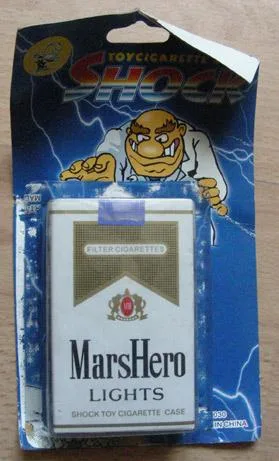 Articoli scherzi – Confezione di sigarette "MarsHero" — foto 2 dell'alert 0702/08