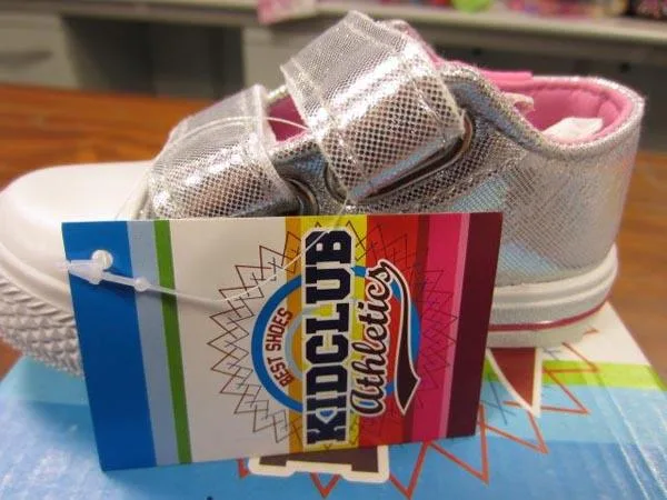 Scarpe per bambini «"Athletics"» — foto 2 dell'alert A12/0834/18