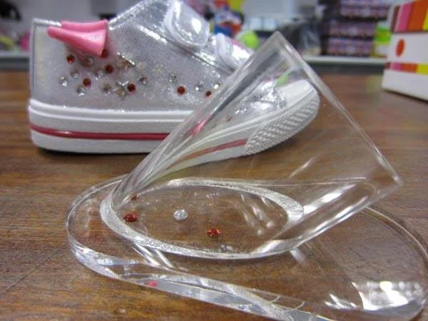 Scarpe per bambini «"Athletics"» — foto 5 dell'alert A12/0834/18