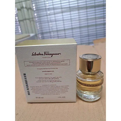 Profumo «Attimo» (Salvatore Ferragamo)