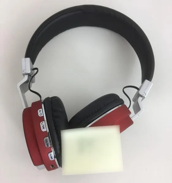 Auricolari — foto 1 dell'alert A12/0026/19