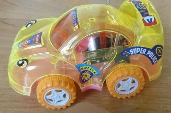 Auto giocattolo «Autko [Toy car]» — foto 3 dell'alert A12/0598/17
