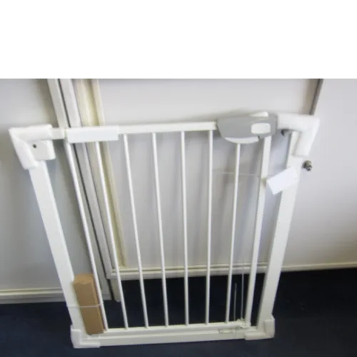 Cancello della scala «Auto-Close Baby Safety Gate YARDIN Treppenschutzgitter» — foto 2 dell'alert SR/03046/26