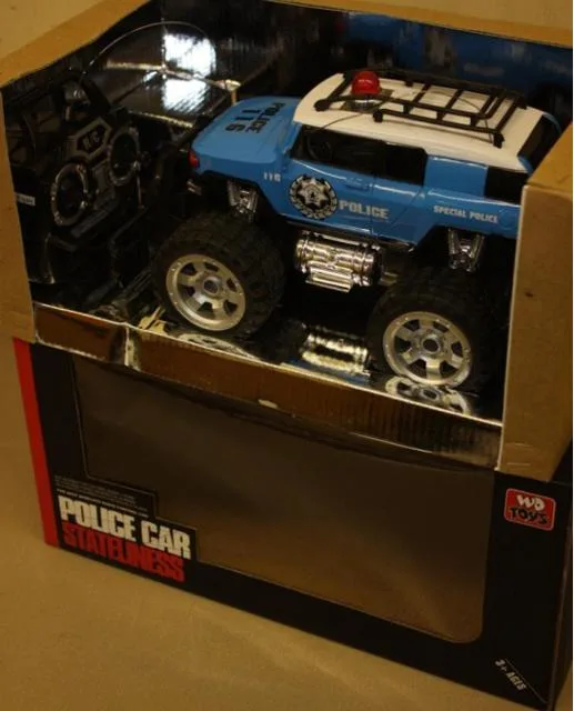 Auto radiocomandata "Police 116" (WD Toys)