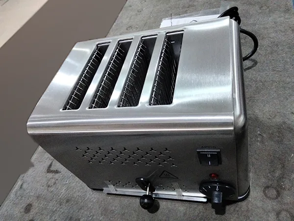 Tostapane elettrico «Automatic Toaster» — foto 2 dell'alert A11/00040/22