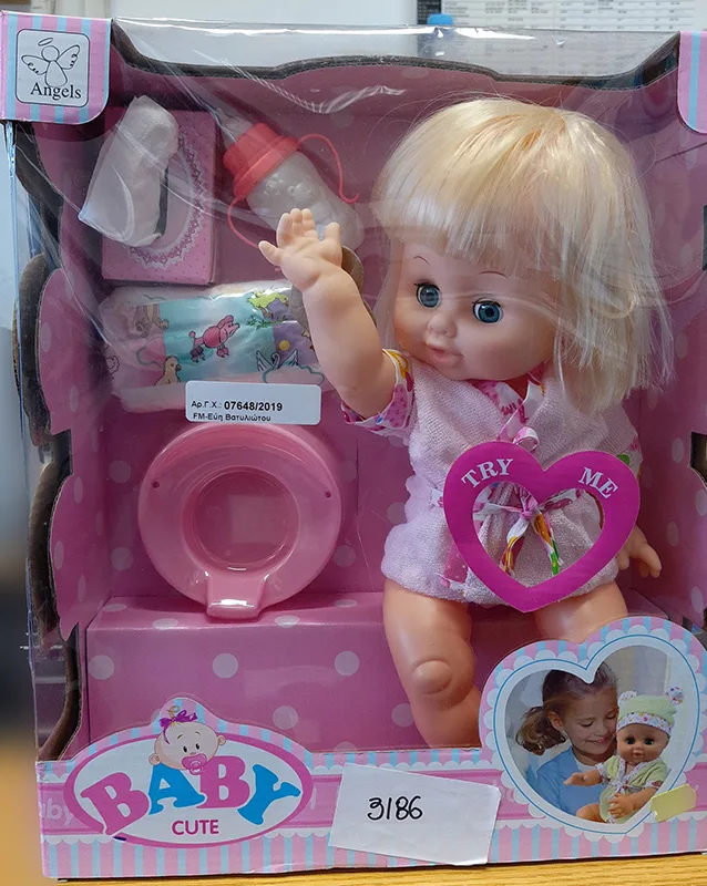 Bambola in plastica con accessori «BABY CUTE» (Angels)