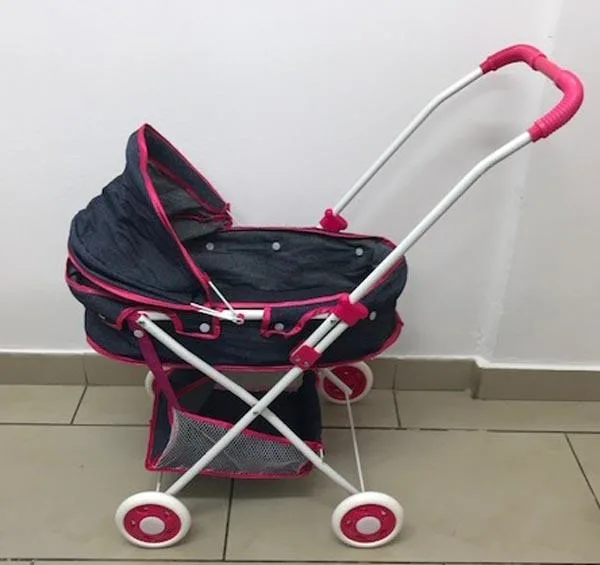 Carrozzina di bambola giocattolo «Baby Game» (Baby trolley series)