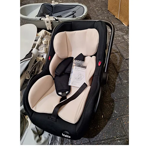 Passeggino per bambini «Baby Stroller with Car Seat» (Kidilo)