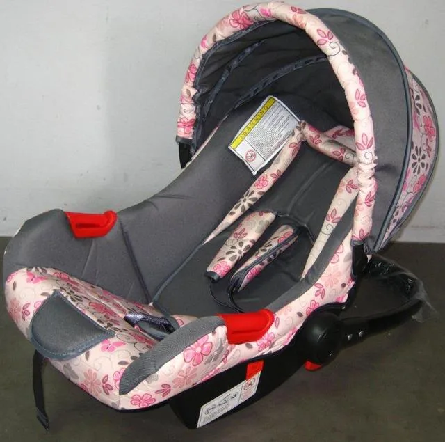 Passeggino combinato con seggiolino auto per bambini «Baby Stroller with Car Set» — foto 3 dell'alert A12/1600/14