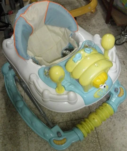 Babywalker &amp; #13; &amp; #13; (Kennel – Baby Walker Rocky)