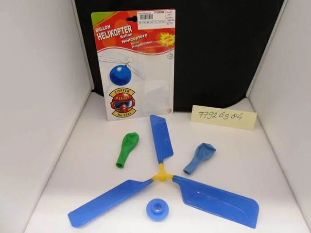 Giocattolo con palloncino «Baloon helikopter» (Unknown)