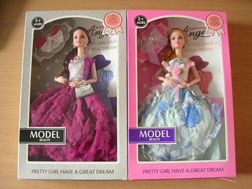 Bambola di plastica (Angels Beauty)