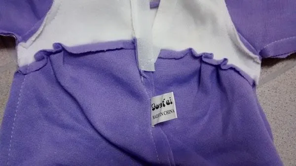 Bambola di plastica con casella vocale (Youfei)
