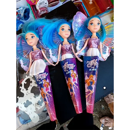Bambola di plastica (Happy The Elves)