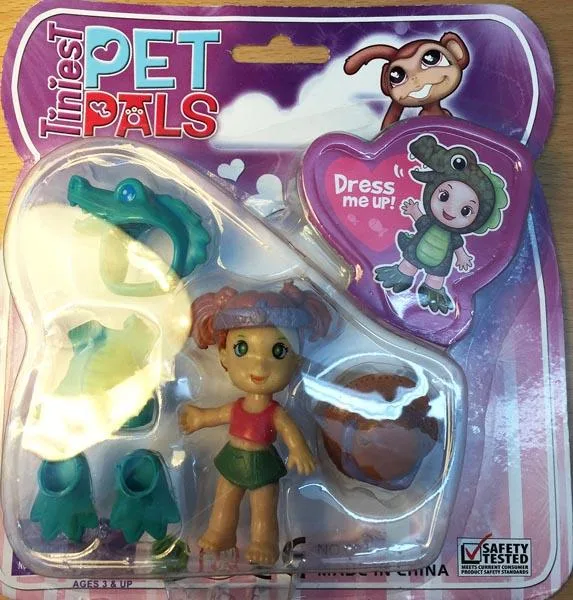 Bambola di plastica (Tiniest Pet Pals)