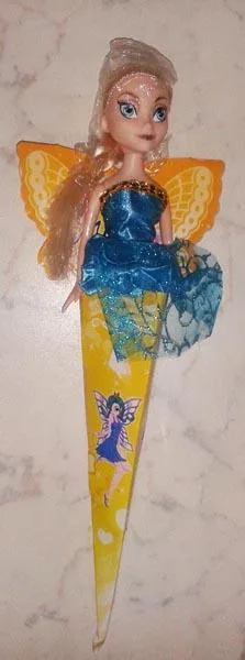 Bambola di plastica (Unknown)