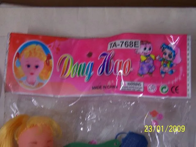 Bambola e bambolina – Dong Hao — foto 2 dell'alert 0847/09