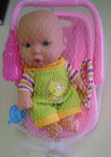 Bambola in plastica con accessori (Ousdy)