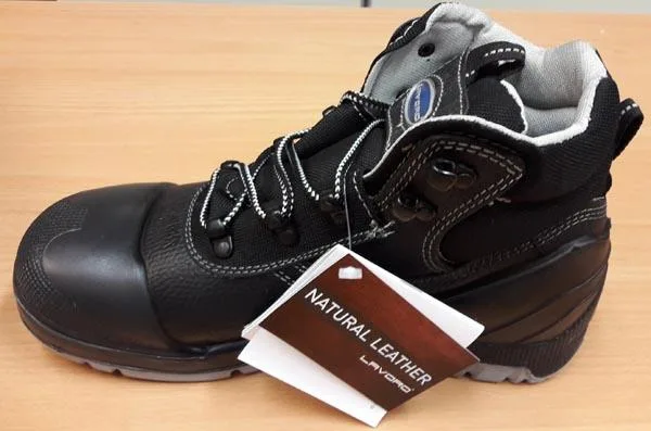 Scarpe di sicurezza «Barcelona» — foto 1 dell'alert A12/1536/17